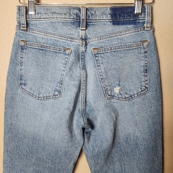 Abercrombie & Fitch The Skinny High Rise Chewed Hem Jeans-Size 2/26 (NWT) - Picture 9 of 14